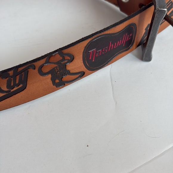 Brown leather Music City Nashville TN belt silver buckle boots cowboy guitar - Picture 13 of 15